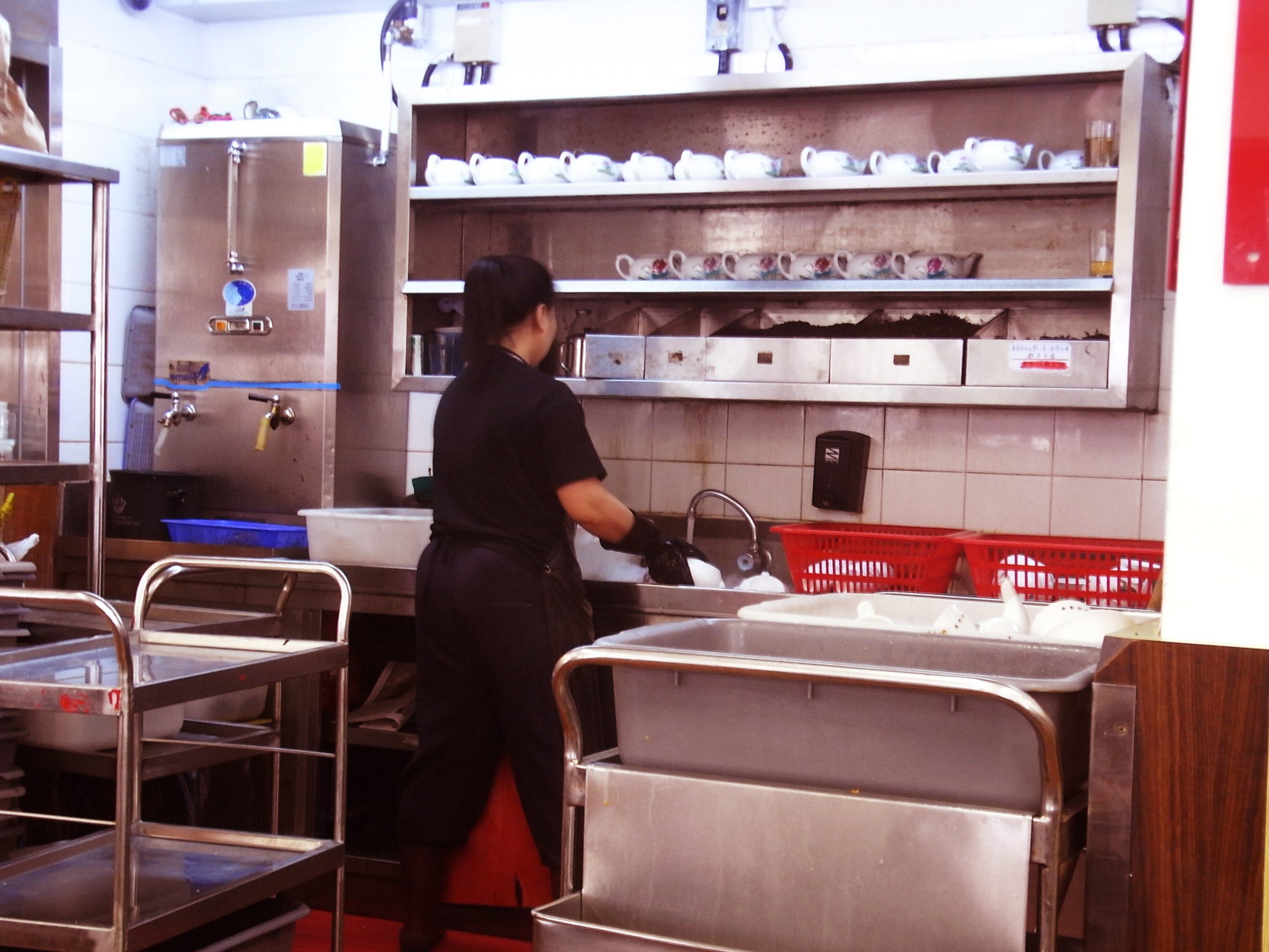Se solicita personal de limpieza para Cocina